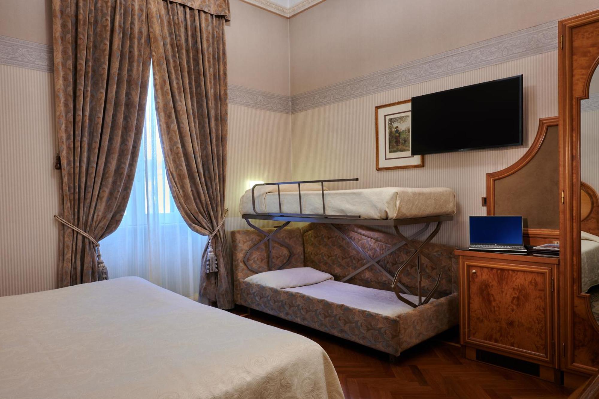 Hotel Farnese Roma Esterno foto